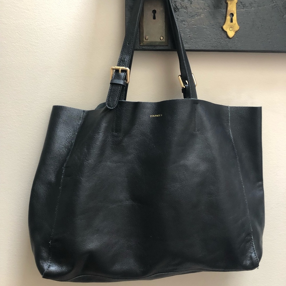 Courage B black leather tote